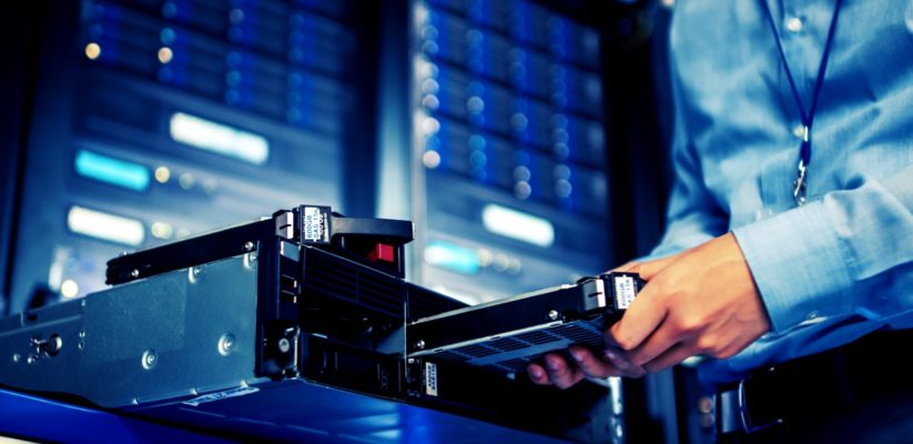 how to rack a server