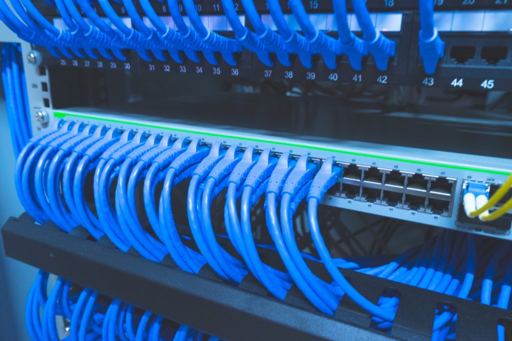 5 Tips That WILL FIX Your Cable Management 