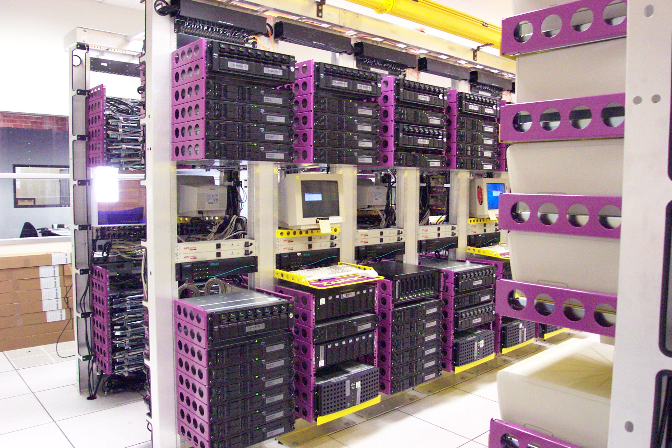 2-Post Conversion Kits Can Mount 4-Post Equipment