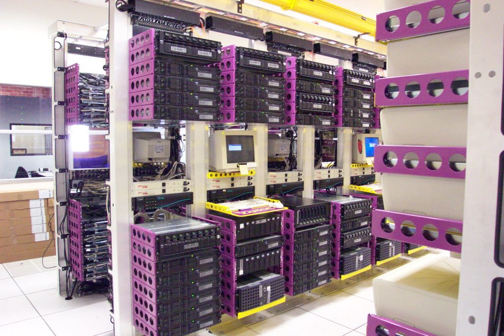 2Post Conversion Kits Can Mount 4Post Equipment to 2Post Racks